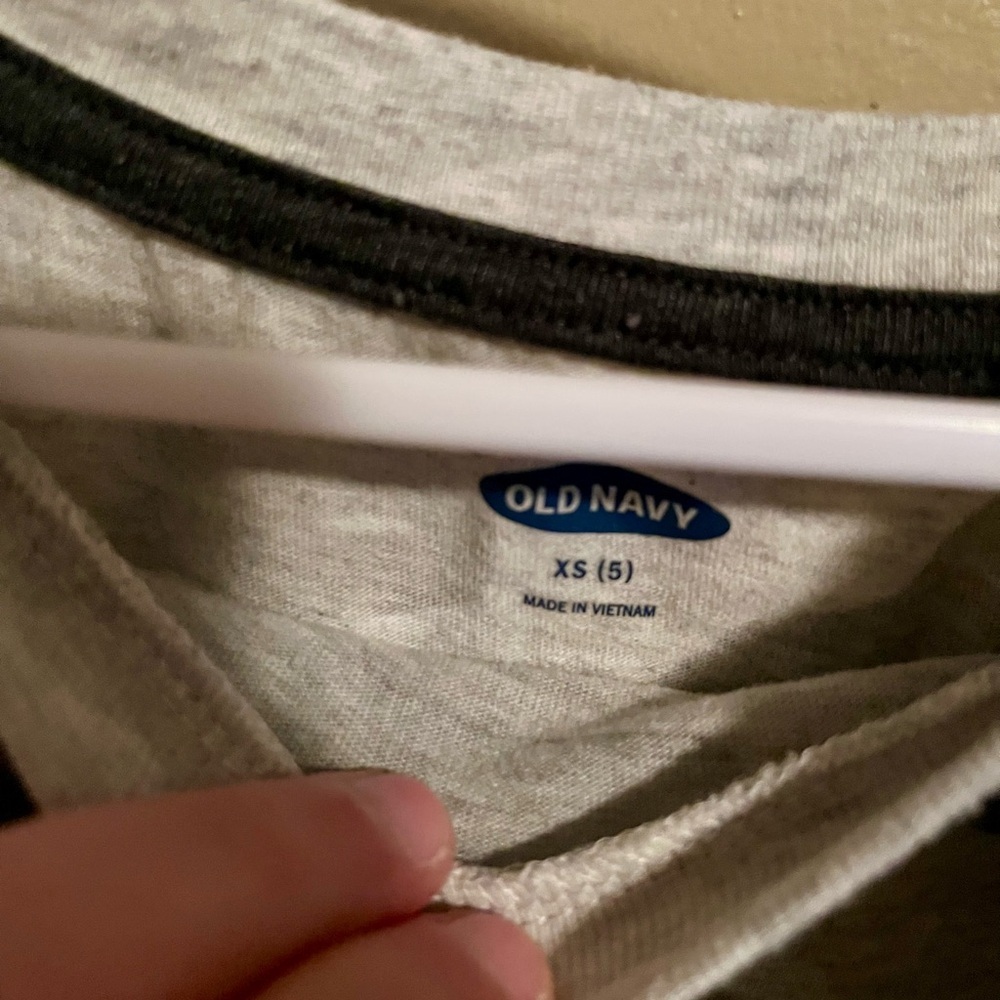 Old Navy & Gap 5T Boys Long Sleeve T-Shirt Bundle - Picture 5 of 7